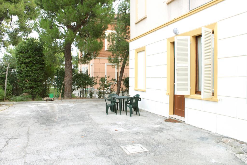 Pino Marittimo Bed and Breakfast Civitanova Marche Εξωτερικό φωτογραφία